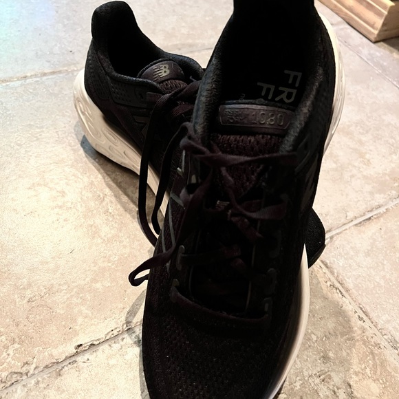 New balance fresh foam 1080 - Picture 2 of 6